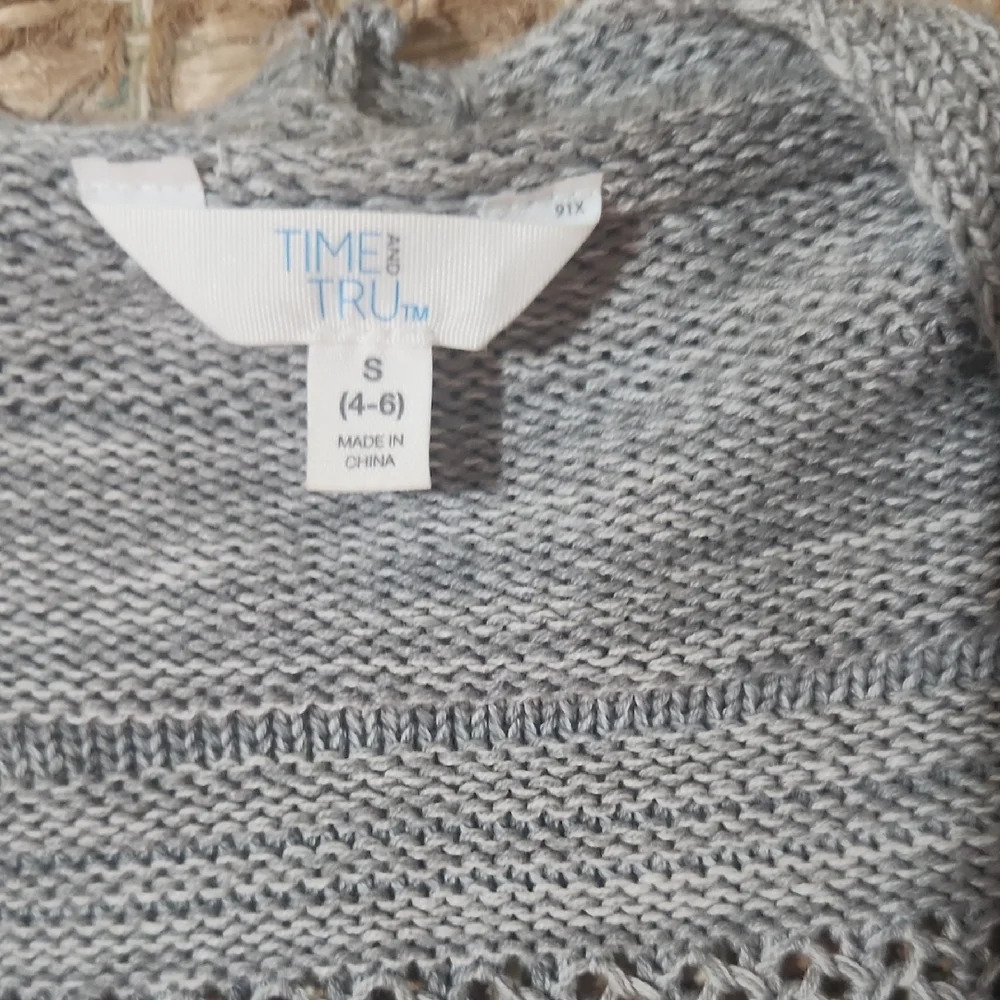 Time and Tru Gray Cottagecore Classic Cropped Buttoned Cardigan Sweater - Picture 2 of 8